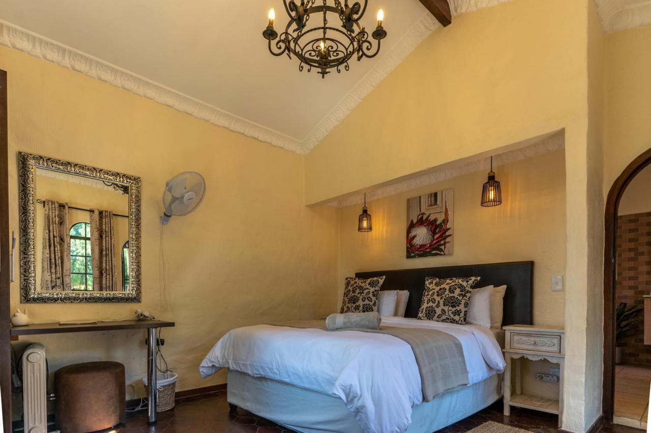 Airport Tower Lodge Kempton Park Esterno foto